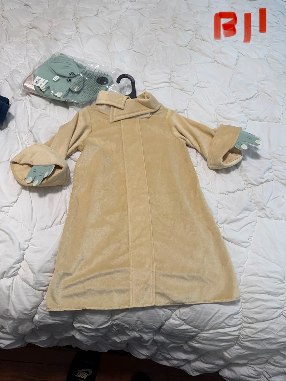 Toddler Star Wars baby Yoda costume 2-3T